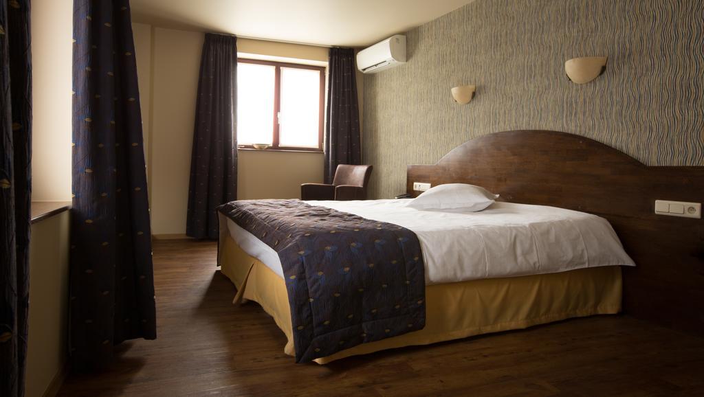 Hotel Van Reeth'S Koffiebranderij Puurs 객실 사진
